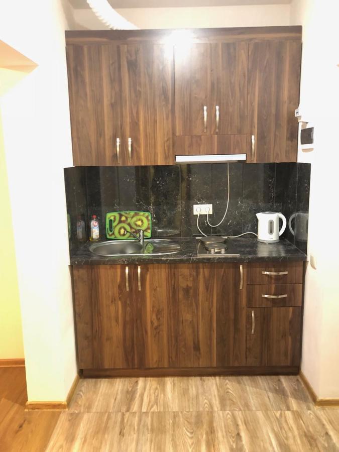 Rent Inn Yerevan On Arami Street 外观 照片