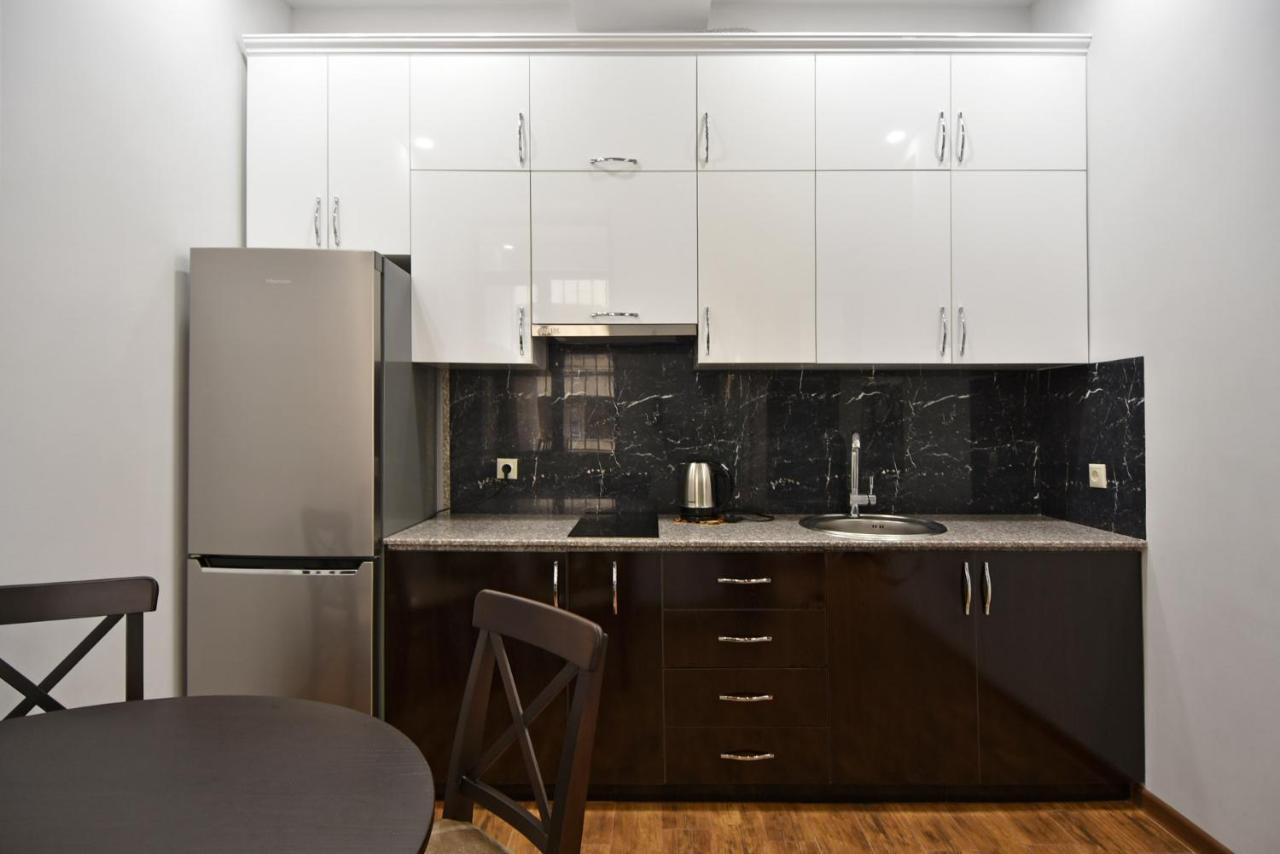 Rent Inn Yerevan On Arami Street 外观 照片